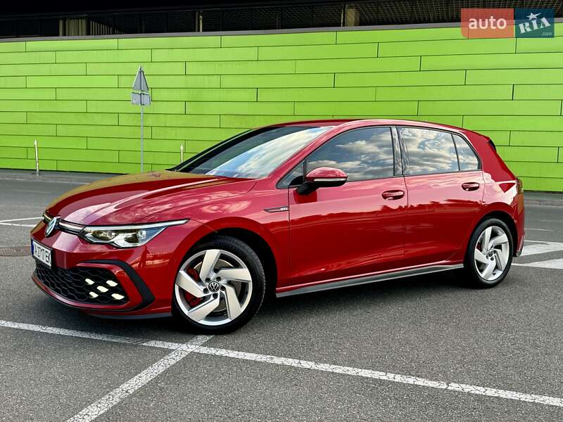 Хэтчбек Volkswagen Golf GTI 2021 в Киеве