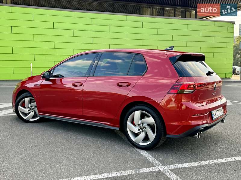 Хэтчбек Volkswagen Golf GTI 2021 в Киеве