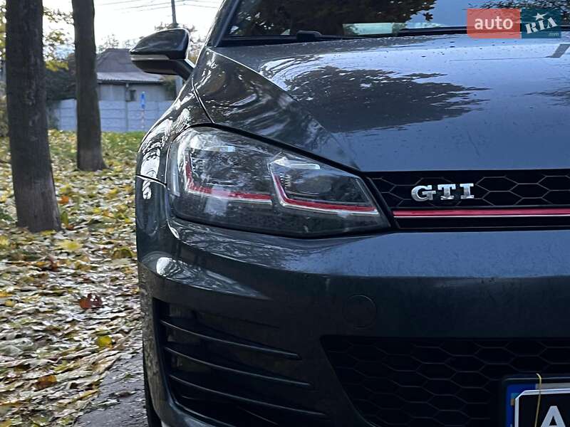 Хэтчбек Volkswagen Golf GTI 2016 в Киеве фото 3 Хэтчбек Volkswagen Golf GTI 2016 в Киеве