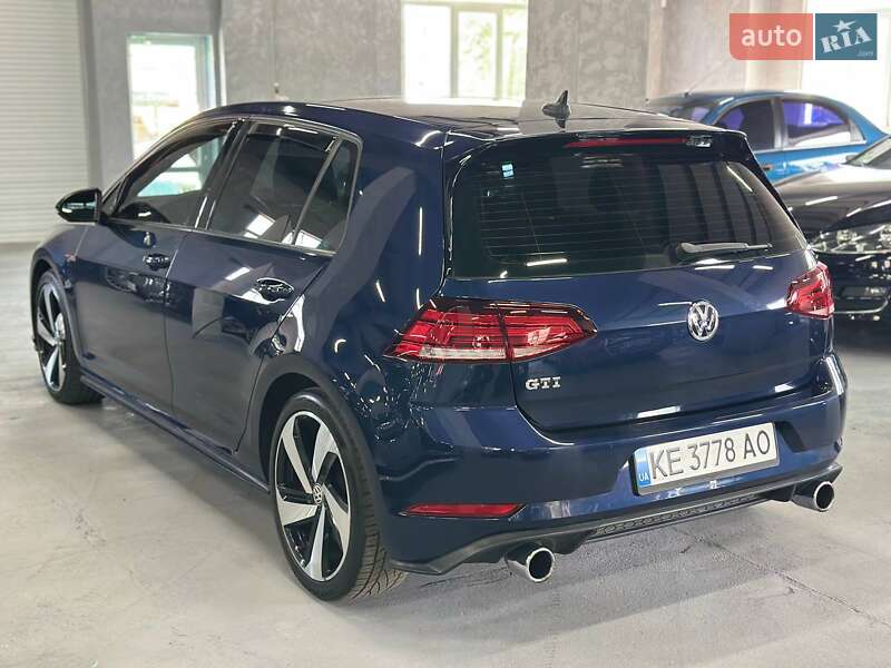 Хэтчбек Volkswagen Golf GTI 2018 в Каменском