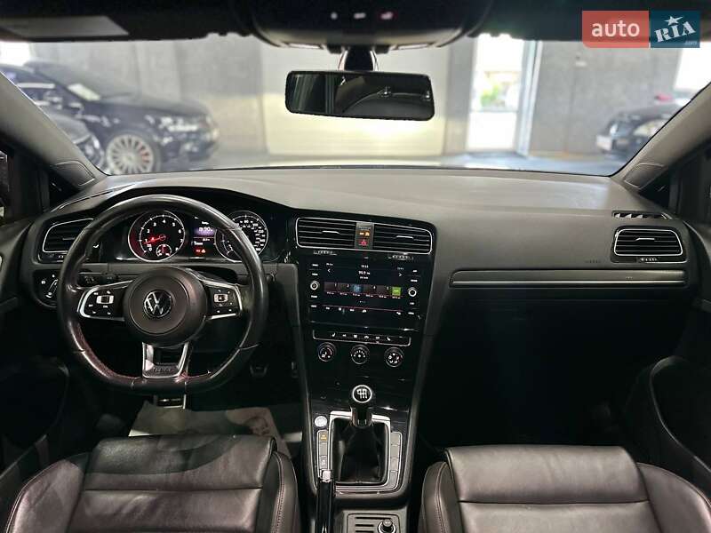 Хэтчбек Volkswagen Golf GTI 2018 в Каменском