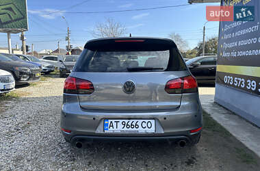 Хэтчбек Volkswagen Golf GTI 2012 в 