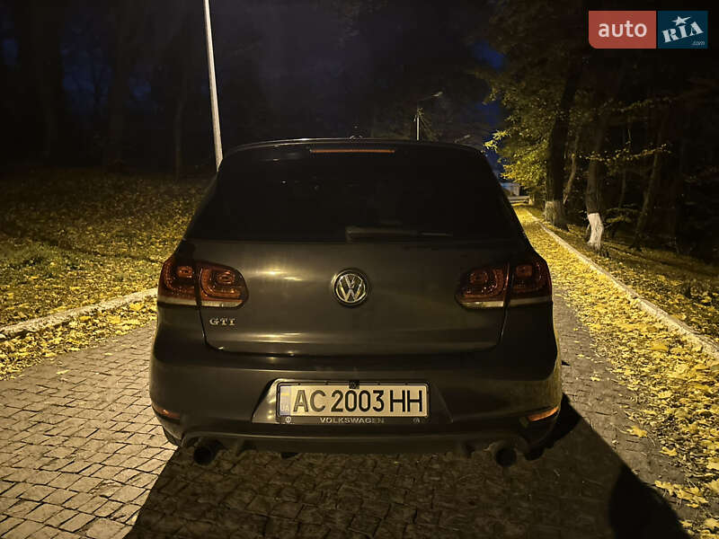 Хэтчбек Volkswagen Golf GTI 2012 в Черновцах