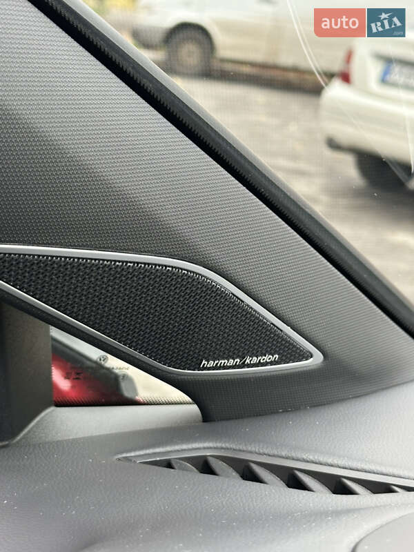 Хетчбек Volkswagen Golf GTI 2022 в Полтаві