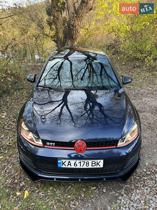 Хэтчбек Volkswagen Golf GTI 2017 в Виннице