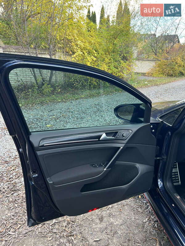 Хэтчбек Volkswagen Golf GTI 2017 в Виннице