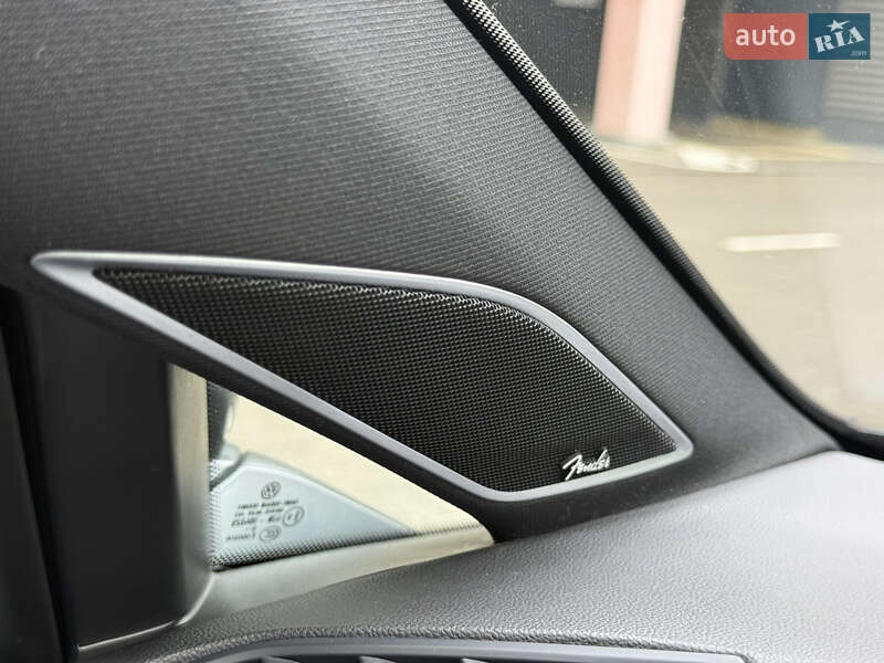 Хэтчбек Volkswagen Golf GTI 2019 в Киеве фото 18 Хэтчбек Volkswagen Golf GTI 2019 в Киеве