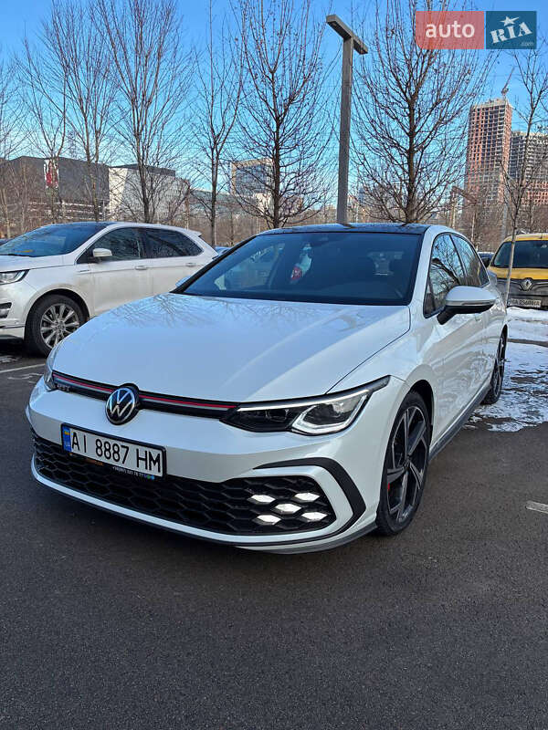 Volkswagen Golf GTI 2023