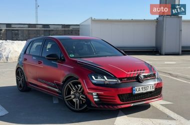 Хетчбек Volkswagen Golf GTI 2017 в Києві