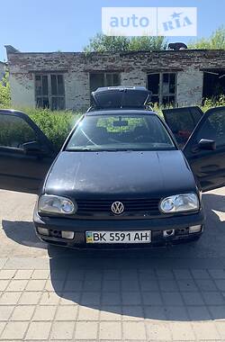 Унiверсал Volkswagen Golf III 1995 в Сарнах