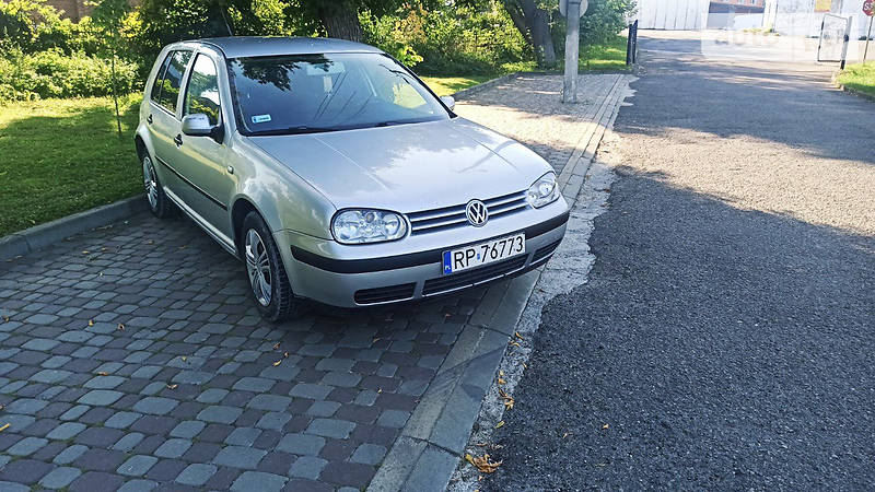 Volkswagen Golf IV