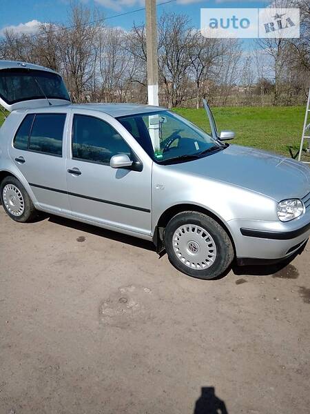 Volkswagen Golf IV