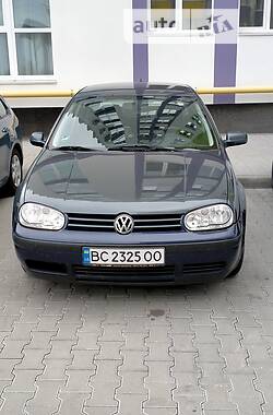 Хэтчбек Volkswagen Golf IV 1999 в Вишневом