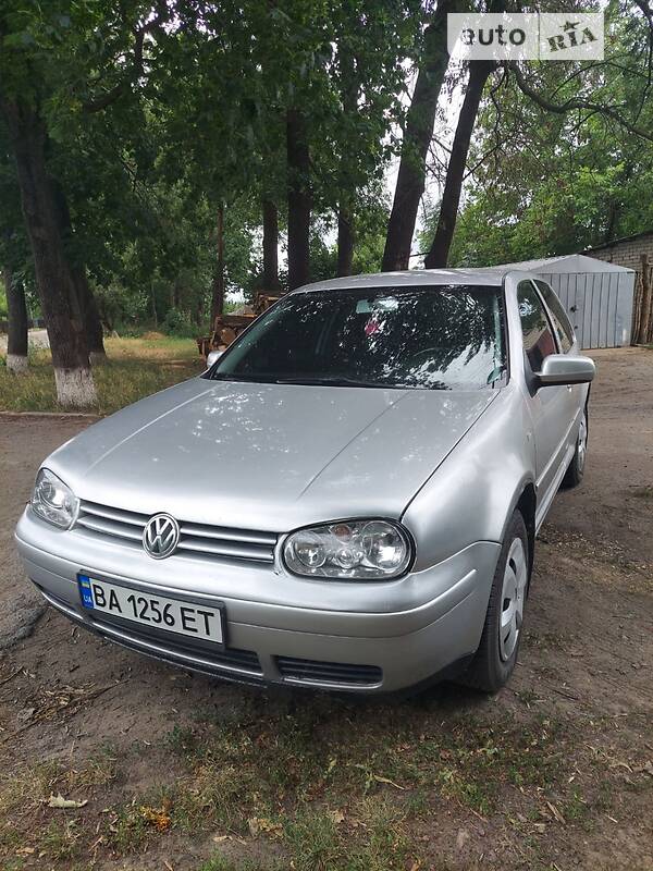 Volkswagen Golf IV