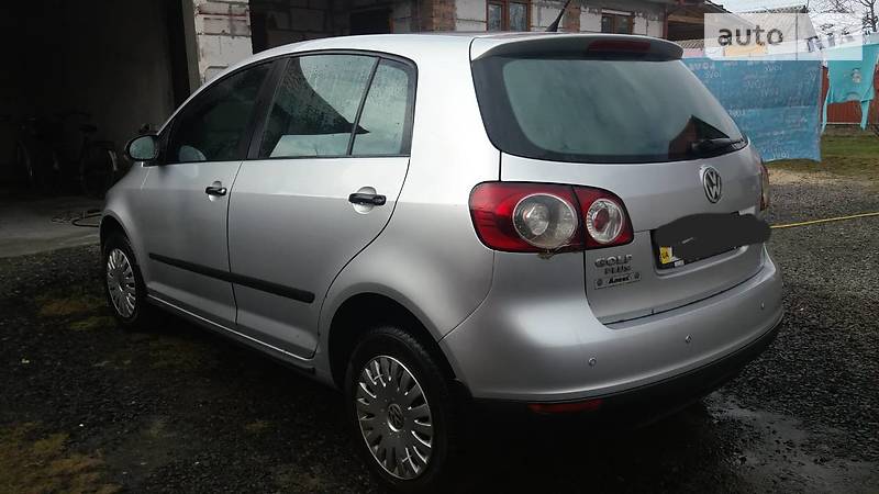 Хэтчбек Volkswagen Golf Plus 2007 в 