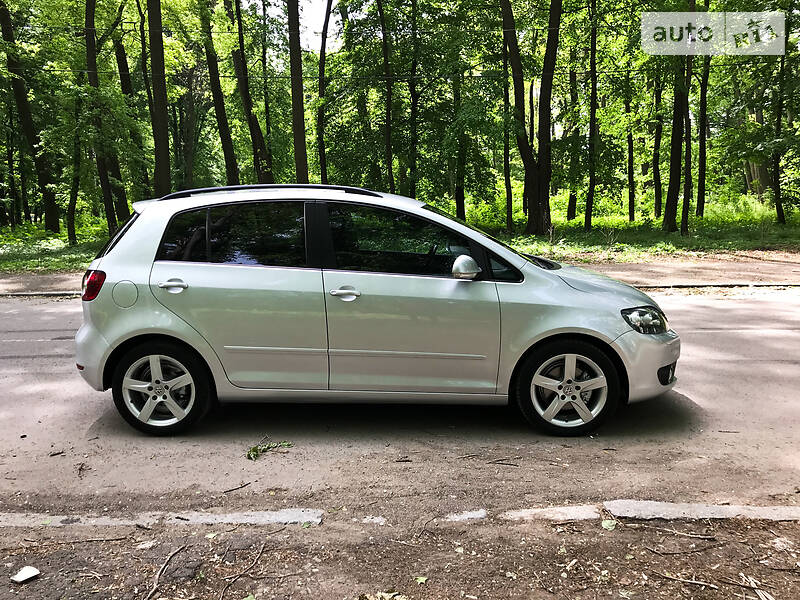 Хетчбек Volkswagen Golf Plus 2011 в Чернівцях