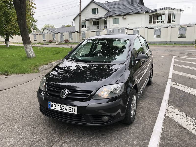 Хетчбек Volkswagen Golf Plus 2007 в 