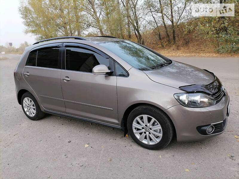 Хэтчбек Volkswagen Golf Plus 2012 в Харькове