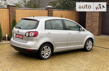 Хэтчбек Volkswagen Golf Plus 2006 в 
