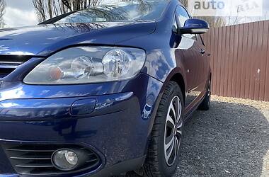 Хэтчбек Volkswagen Golf Plus 2008 в Киеве