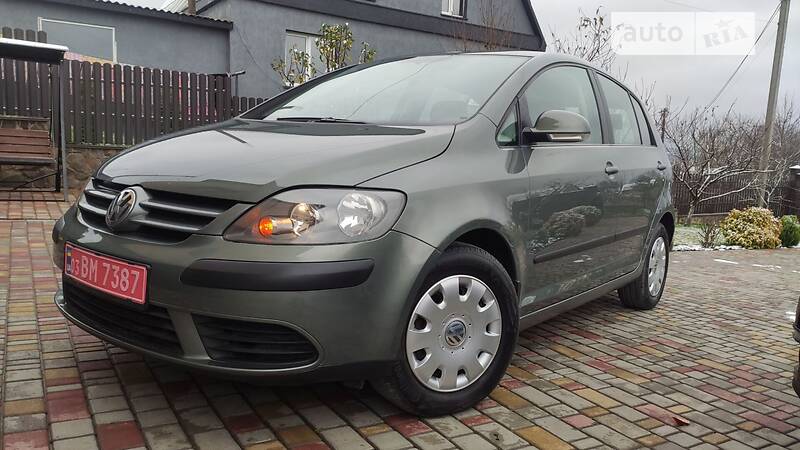 Хэтчбек Volkswagen Golf Plus 2006 в Ровно