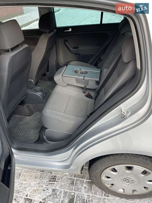 Хетчбек Volkswagen Golf Plus 2005 в Славуті фото 9 Хетчбек Volkswagen Golf Plus 2005 в Славуті