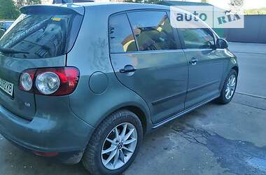 Хетчбек Volkswagen Golf Plus 2008 в Дніпрі