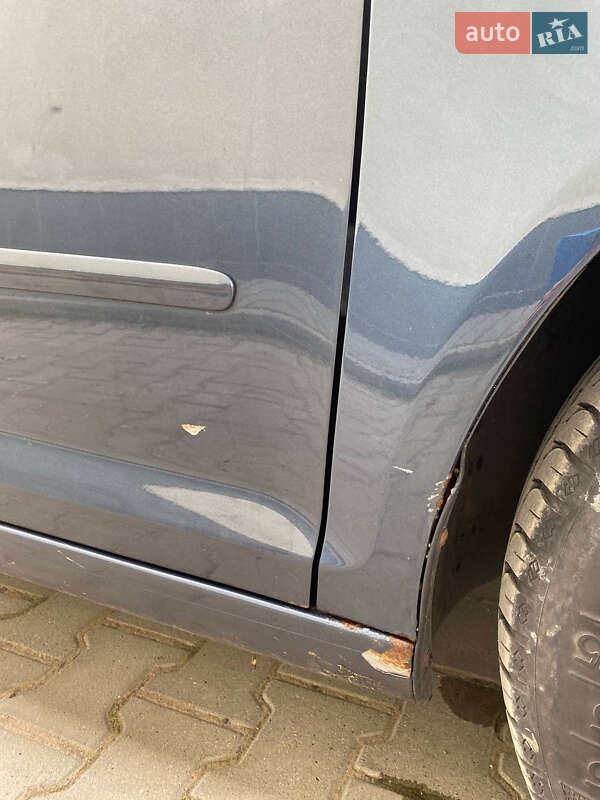 Хетчбек Volkswagen Golf Plus 2011 в Кам'янці-Бузькій