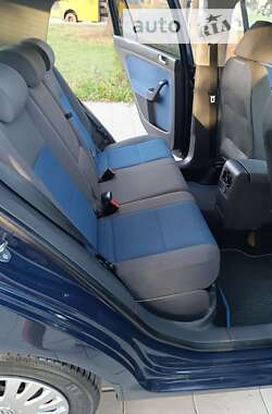 Хетчбек Volkswagen Golf Plus 2008 в 