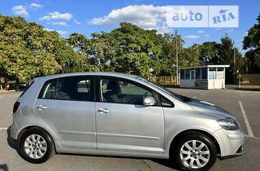 Хэтчбек Volkswagen Golf Plus 2006 в 