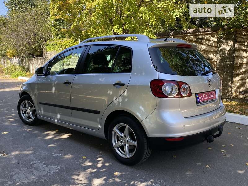 Хэтчбек Volkswagen Golf Plus 2007 в Днепре