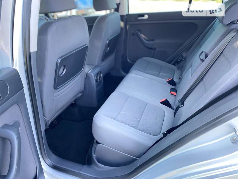 Хэтчбек Volkswagen Golf Plus 2007 в Днепре