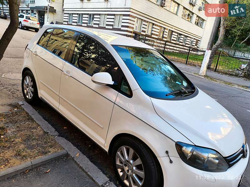 Хэтчбек Volkswagen Golf Plus 2011 в Киеве