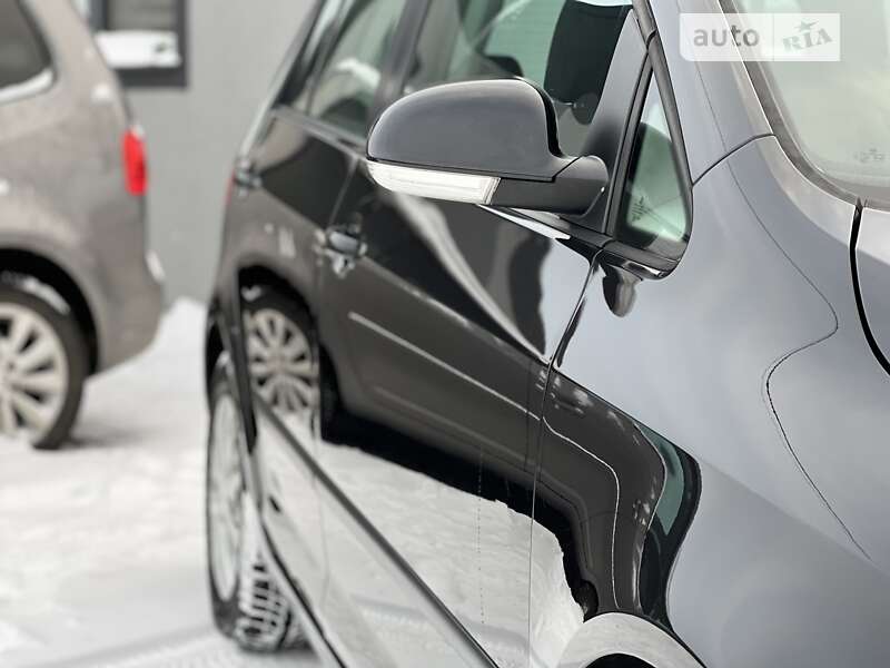 Хетчбек Volkswagen Golf Plus 2006 в Луцьку