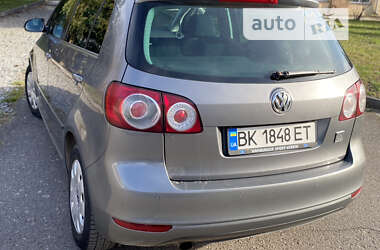 Хэтчбек Volkswagen Golf Plus 2011 в Дубно