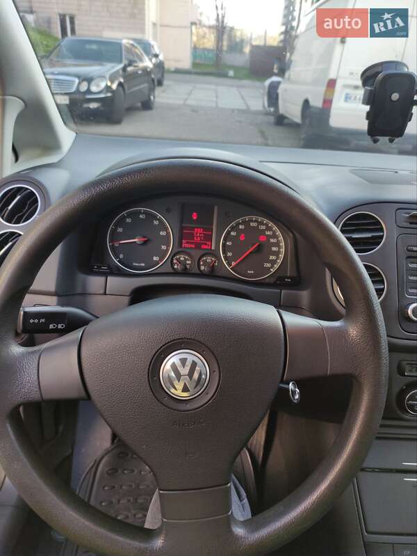 Хетчбек Volkswagen Golf Plus 2005 в Києві