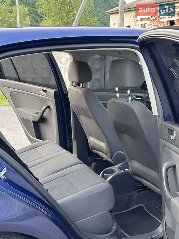 Хетчбек Volkswagen Golf Plus 2005 в Хусті