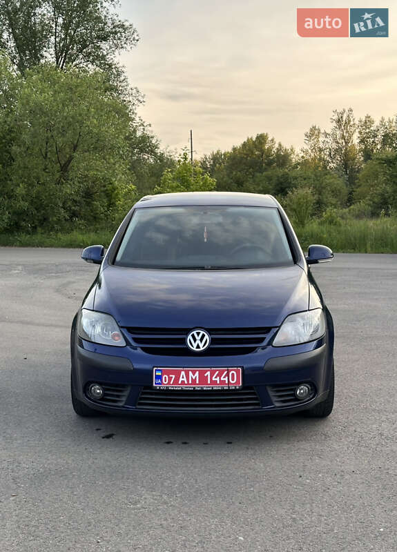 Хетчбек Volkswagen Golf Plus 2005 в Хусті