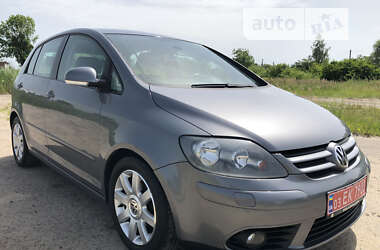 Хэтчбек Volkswagen Golf Plus 2005 в Дубно