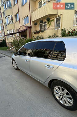 Хэтчбек Volkswagen Golf Plus 2012 в 