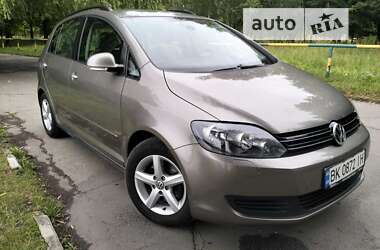 Хетчбек Volkswagen Golf Plus 2010 в Рівному