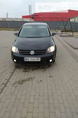 Хэтчбек Volkswagen Golf Plus 2007 в Ровно