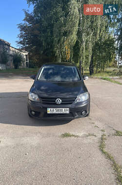 Хэтчбек Volkswagen Golf Plus 2008 в Киеве