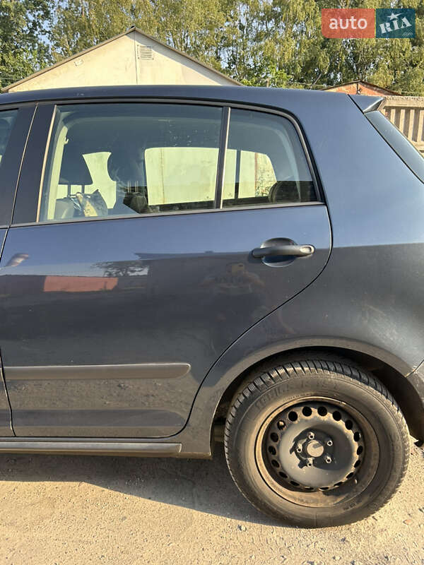 Хетчбек Volkswagen Golf Plus 2008 в Броварах фото 15 Хетчбек Volkswagen Golf Plus 2008 в Броварах