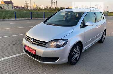 Хэтчбек Volkswagen Golf Plus 2010 в Нововолынске