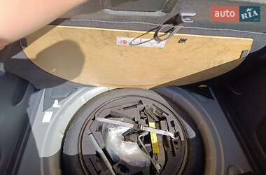 Хэтчбек Volkswagen Golf Plus 2008 в 