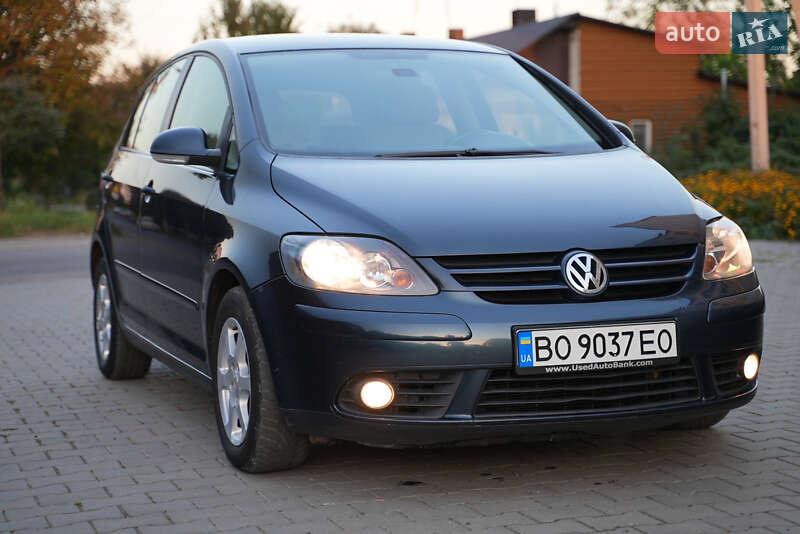 Хетчбек Volkswagen Golf Plus 2007 в Дубні