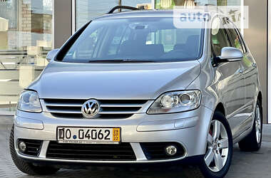 Хэтчбек Volkswagen Golf Plus 2008 в Житомире