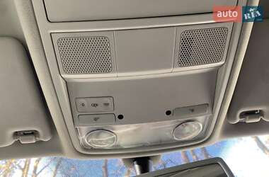 Хэтчбек Volkswagen Golf Plus 2010 в 