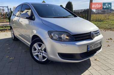Хэтчбек Volkswagen Golf Plus 2010 в 